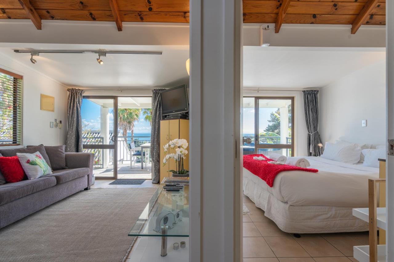 Palm Beach Cottage With Private Spa Pool Kültér fotó