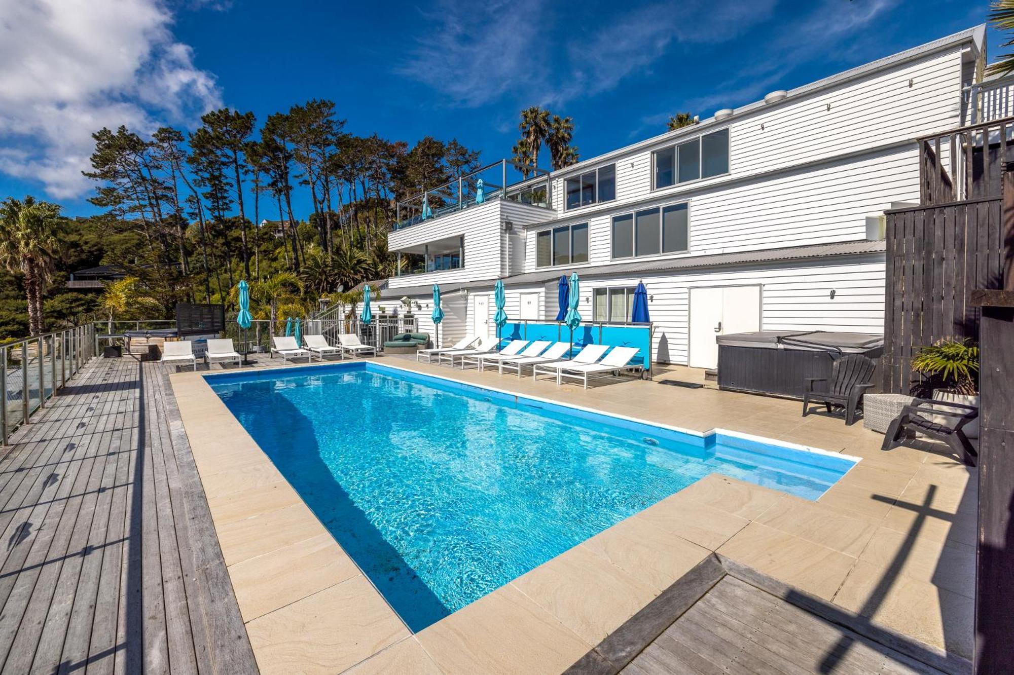 Palm Beach Cottage With Private Spa Pool Kültér fotó